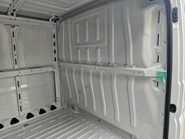 Furgón FIAT Ducato 35 140 Serie10-9.2 Modell 25 L2H1 sofort...: foto 29 Furgón FIAT Ducato 35 140 Serie10-9.2 Modell 25 L2H1 sofort...: foto 29