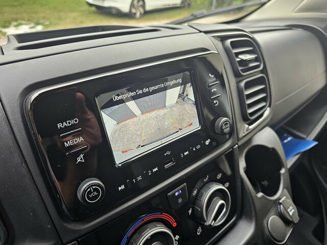 Furgón FIAT Ducato 35 140 Serie10-9.2 Modell 25 L2H1 sofort...: foto 9 Furgón FIAT Ducato 35 140 Serie10-9.2 Modell 25 L2H1 sofort...: foto 9