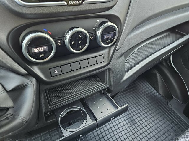 Furgoneta caja cerrada nuevo IVECO Daily 35S18 3.0 Koffer LBW Bär ACC LED sofort!: foto 11