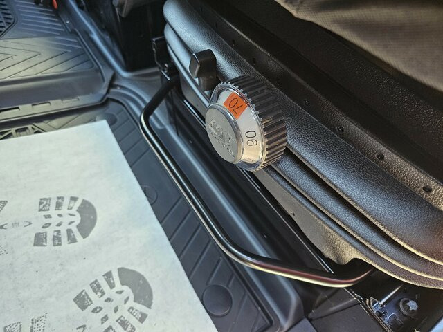 MERCEDES-BENZ Sprinter 317 CDI Kasten L2H2 AHK 3,5t MBUX10,25... - Furgón: foto 5 MERCEDES-BENZ Sprinter 317 CDI Kasten L2H2 AHK 3,5t MBUX10,25... - Furgón: foto 5