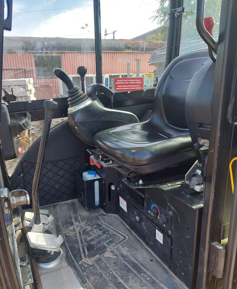 JCB - Miniexcavadora: foto 2 JCB - Miniexcavadora: foto 2
