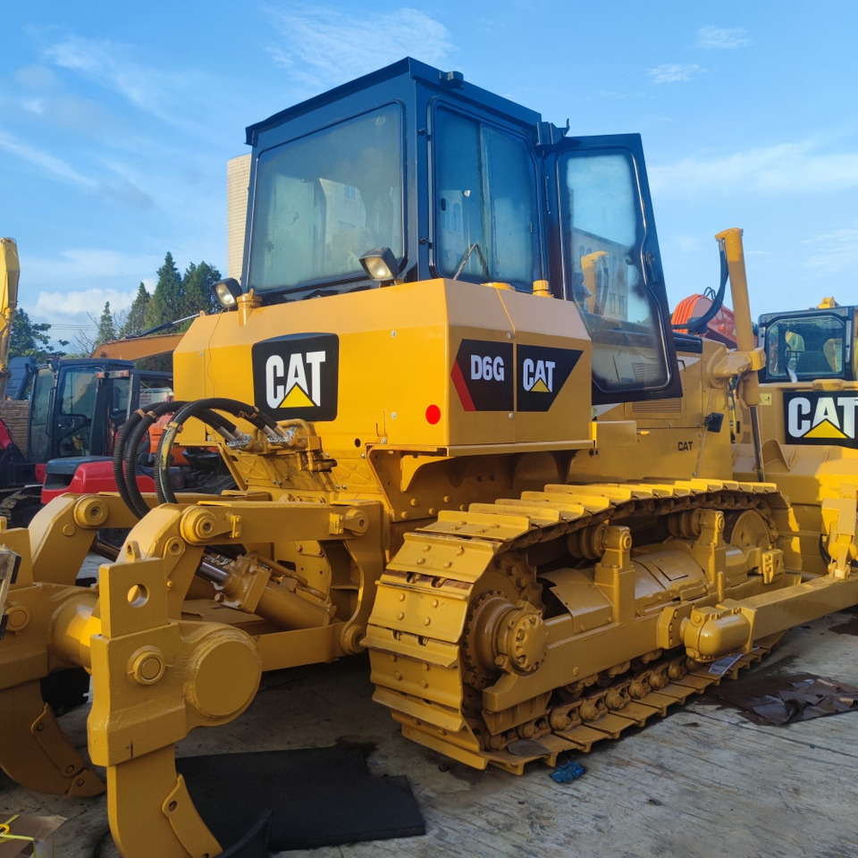 CAT D6G Bulldozer - Bulldozer: foto 1 CAT D6G Bulldozer - Bulldozer: foto 1