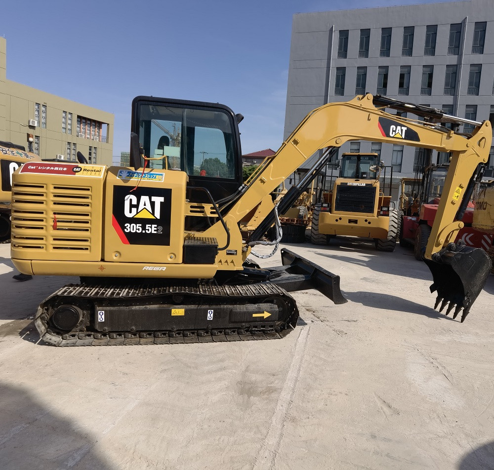 CATERPILLAR CAT 305.5E2 CRAWLER EXCAVATOR - Miniexcavadora: foto 1 CATERPILLAR CAT 305.5E2 CRAWLER EXCAVATOR - Miniexcavadora: foto 1