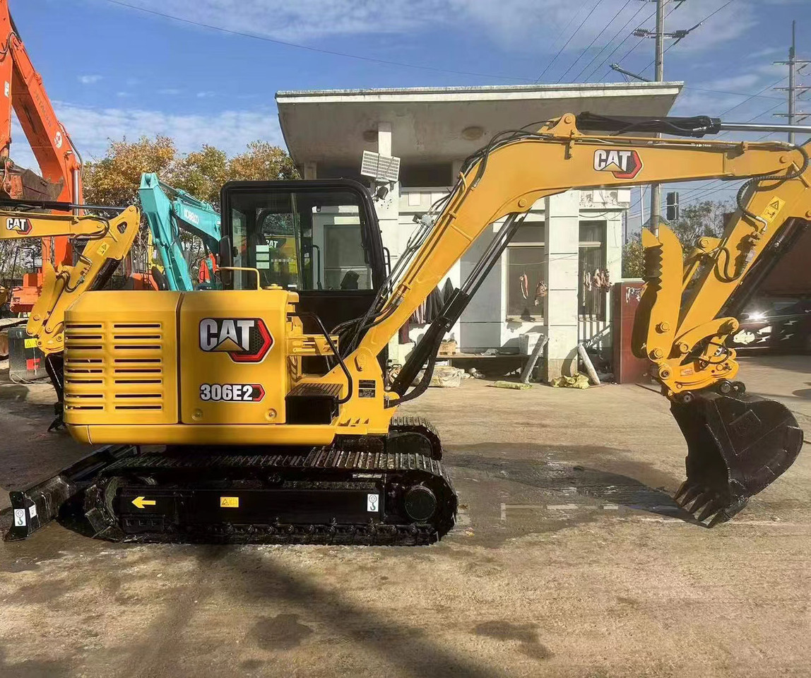 CATERPILLAR CAT 306E2 TRACKED EXCAVATOR - Miniexcavadora: foto 1 CATERPILLAR CAT 306E2 TRACKED EXCAVATOR - Miniexcavadora: foto 1