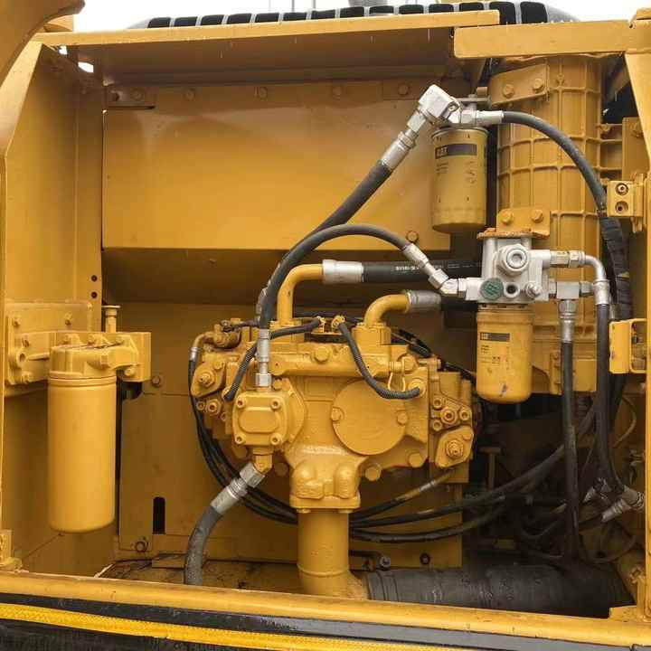 Excavadora de cadenas Caterpillar Excavator Original Japan 320d2 Digger CAT 320d2 Good Condition high quality for sale: foto 6
