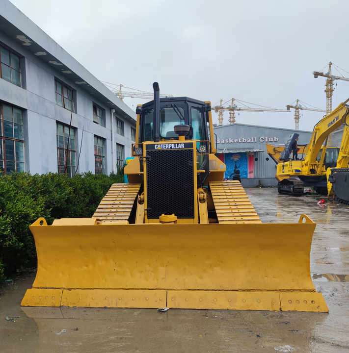 Cheap price CAT D5M Used bulldozer original CAT Tractor D5M LGP bulldozer for sale - Bulldozer: foto 3 Cheap price CAT D5M Used bulldozer original CAT Tractor D5M LGP bulldozer for sale - Bulldozer: foto 3