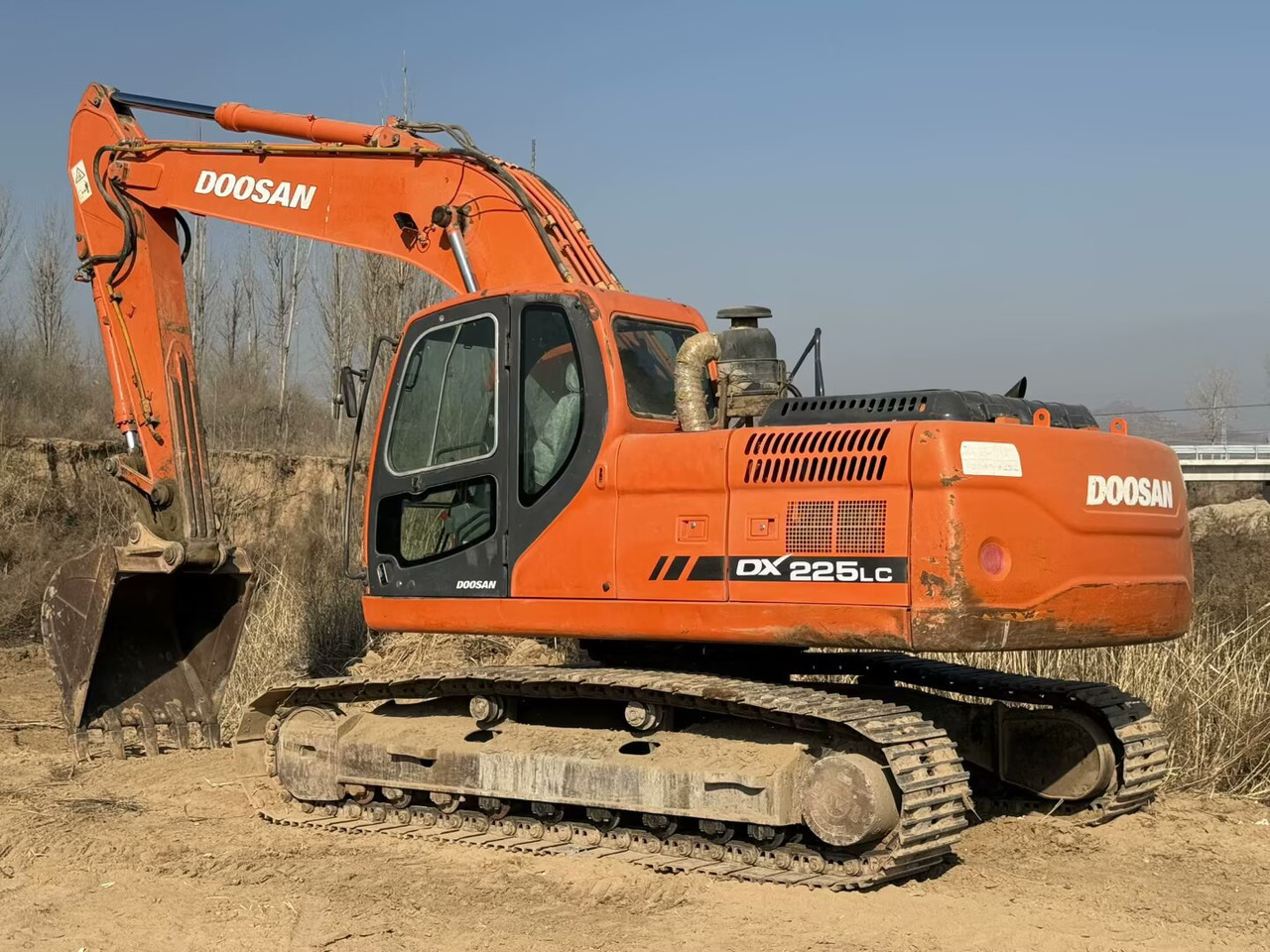 DOOSAN Doosan DX225LC Crawler excavator - Excavadora de cadenas: foto 4 DOOSAN Doosan DX225LC Crawler excavator - Excavadora de cadenas: foto 4
