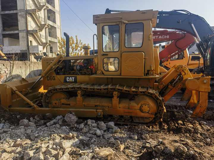 Excellent Condition Used Bulldozers CAT D6G Original Japanese Second Hand CAT D6G in stock in china - Bulldozer: foto 4 Excellent Condition Used Bulldozers CAT D6G Original Japanese Second Hand CAT D6G in stock in china - Bulldozer: foto 4