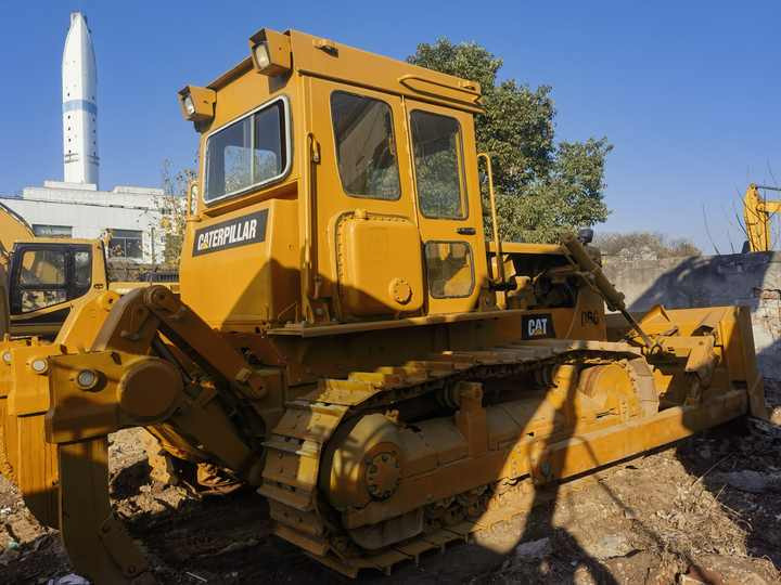 Excellent Condition Used Bulldozers CAT D6G Original Japanese Second Hand CAT D6G in stock in china - Bulldozer: foto 2 Excellent Condition Used Bulldozers CAT D6G Original Japanese Second Hand CAT D6G in stock in china - Bulldozer: foto 2