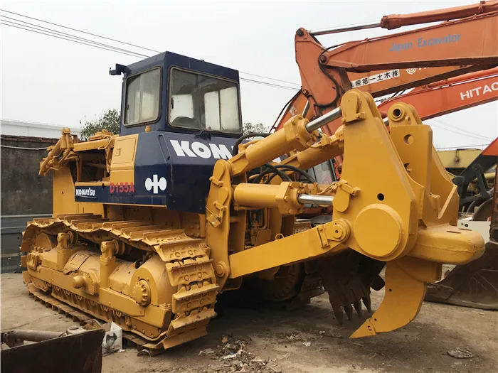 Good condition D155A used bulldozer Komatsu D155A-3 D155A-1 Komatsu dozer bulldozer for sale - Bulldozer: foto 4 Good condition D155A used bulldozer Komatsu D155A-3 D155A-1 Komatsu dozer bulldozer for sale - Bulldozer: foto 4