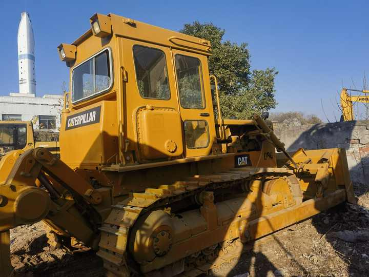 Good working condition original Japanese Second Hand Caterpillar CAT D6G Bulldozer with high quality for sale - Bulldozer: foto 3 Good working condition original Japanese Second Hand Caterpillar CAT D6G Bulldozer with high quality for sale - Bulldozer: foto 3