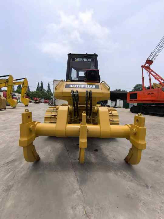 High Efficiency d6h d7h Used Caterpillar Bulldozer d7g used caterpillar bulldozer in shanghai - Bulldozer: foto 3 High Efficiency d6h d7h Used Caterpillar Bulldozer d7g used caterpillar bulldozer in shanghai - Bulldozer: foto 3