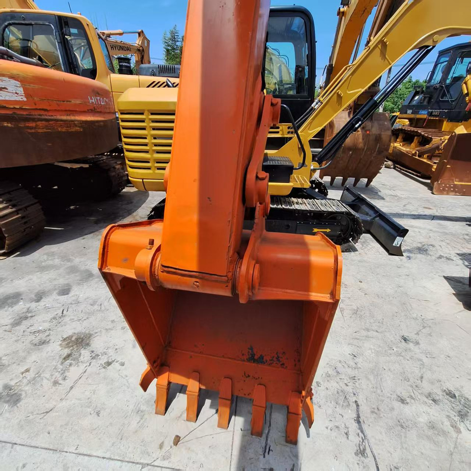 Excavadora de cadenas Hitachi ZX70 Excavator: foto 6