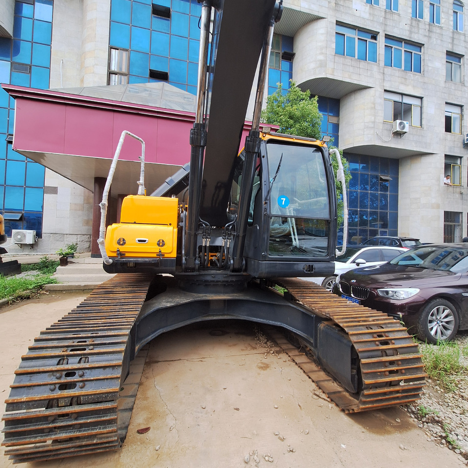Hyundai 220LC-9S Excavator - Excavadora de cadenas: foto 4 Hyundai 220LC-9S Excavator - Excavadora de cadenas: foto 4