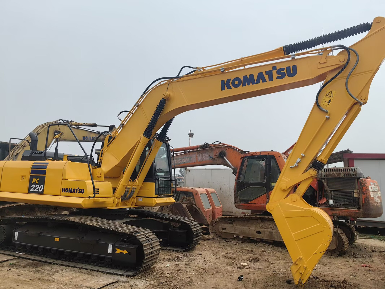 Komatsu PC 220-8 Excavator - Excavadora de cadenas: foto 5 Komatsu PC 220-8 Excavator - Excavadora de cadenas: foto 5