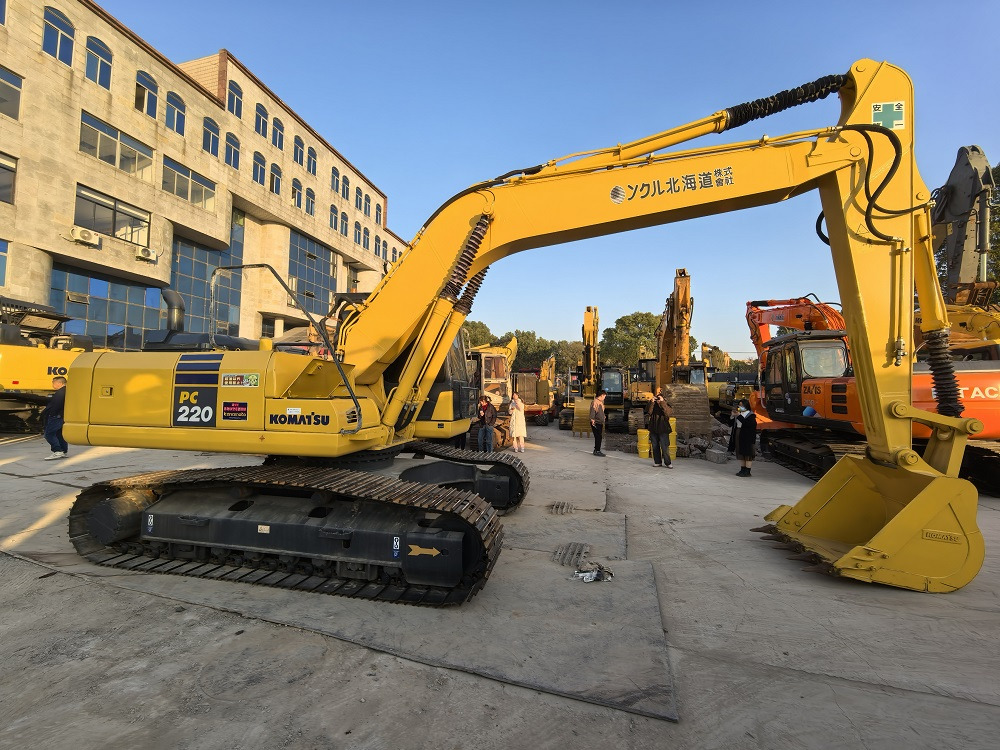 Komatsu PC220-7 Excavator - Excavadora de cadenas: foto 5 Komatsu PC220-7 Excavator - Excavadora de cadenas: foto 5