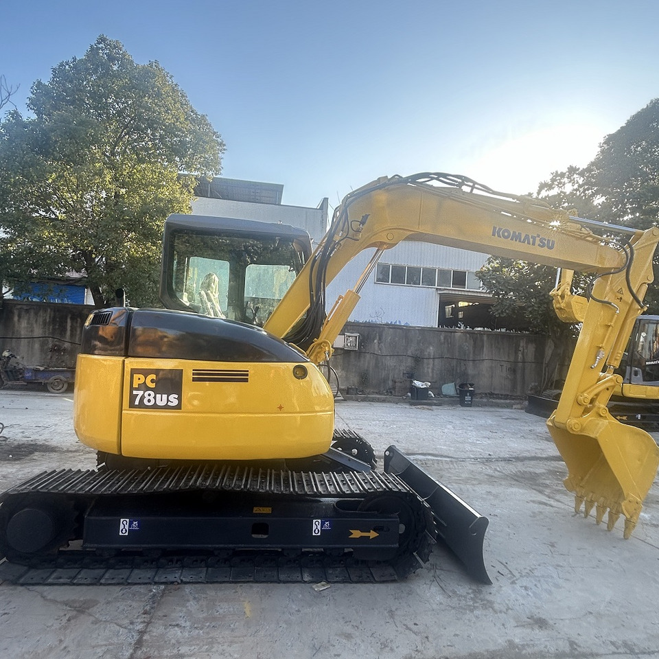 Komatsu pc78us Excavator - Excavadora de cadenas: foto 1 Komatsu pc78us Excavator - Excavadora de cadenas: foto 1
