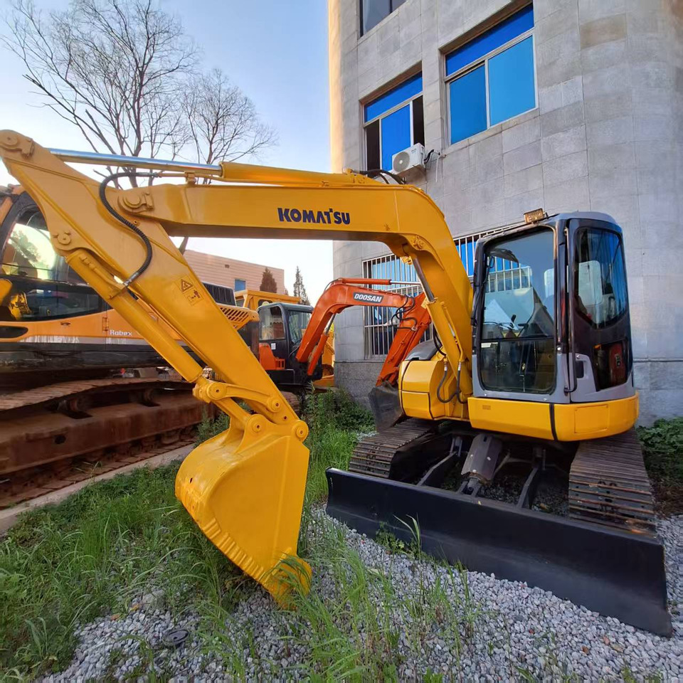 Komatsu pc78us Excavator - Excavadora de cadenas: foto 1 Komatsu pc78us Excavator - Excavadora de cadenas: foto 1
