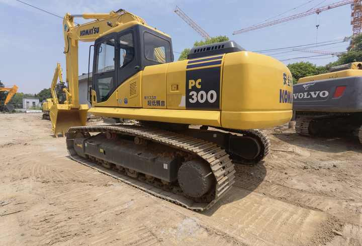 Original Japan Used excavator PC350-7 in stock high quality low price PC300-7 PC350-8 PC360-7 used for sale - Excavadora de cadenas: foto 4 Original Japan Used excavator PC350-7 in stock high quality low price PC300-7 PC350-8 PC360-7 used for sale - Excavadora de cadenas: foto 4