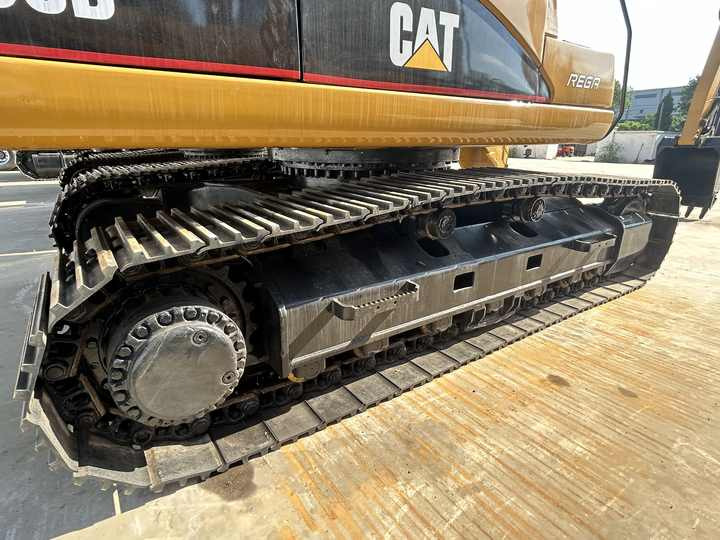 Used Caterpillar CAT 330D 330DL japanese used excavator secondhand machine digger CAT330 CAT330D - Excavadora de cadenas: foto 2 Used Caterpillar CAT 330D 330DL japanese used excavator secondhand machine digger CAT330 CAT330D - Excavadora de cadenas: foto 2