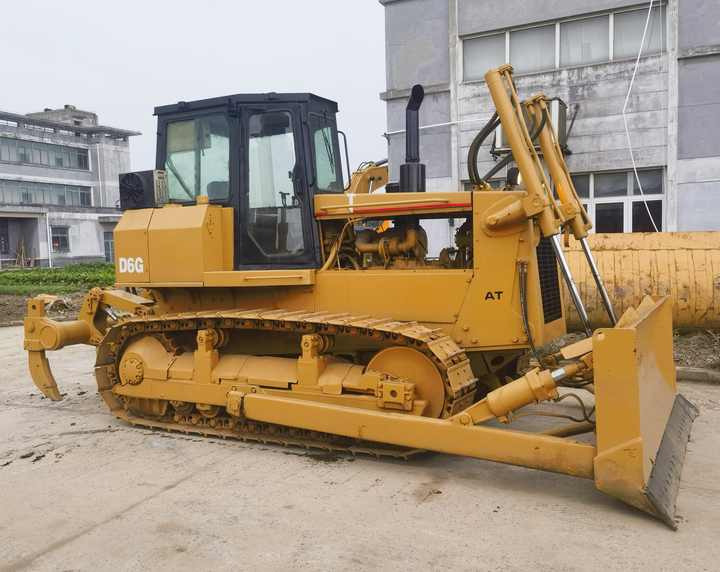 Used Caterpillar D6G Bulldozer Original Crawler D6G with good condition and high performance for sale - Bulldozer: foto 2 Used Caterpillar D6G Bulldozer Original Crawler D6G with good condition and high performance for sale - Bulldozer: foto 2