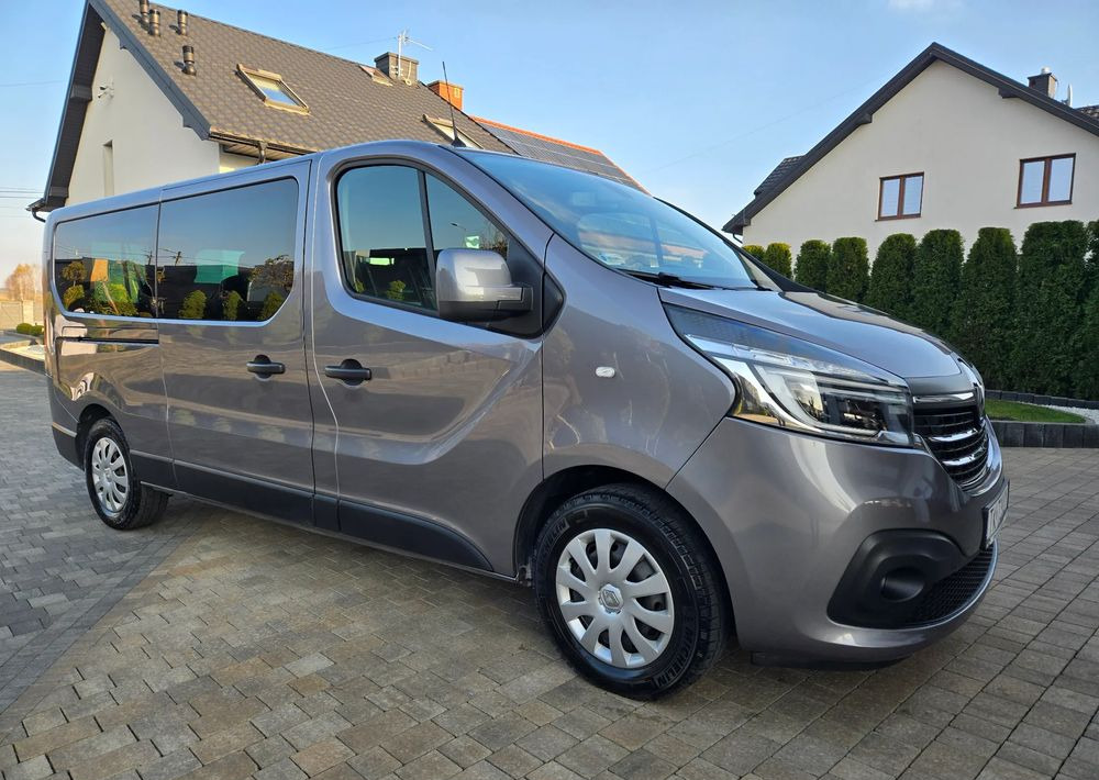 Renault Trafic Grand SpaceClass 2.0 dCi EDC - Coche: foto 3 Renault Trafic Grand SpaceClass 2.0 dCi EDC - Coche: foto 3