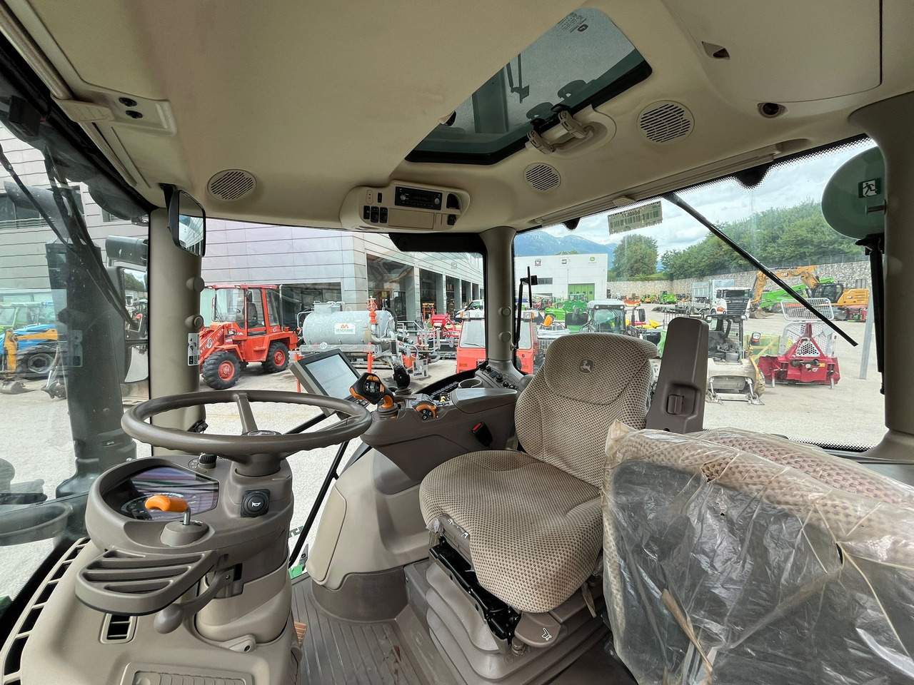 Tractor TRATTORE JOHN DEERE 6130R: foto 13