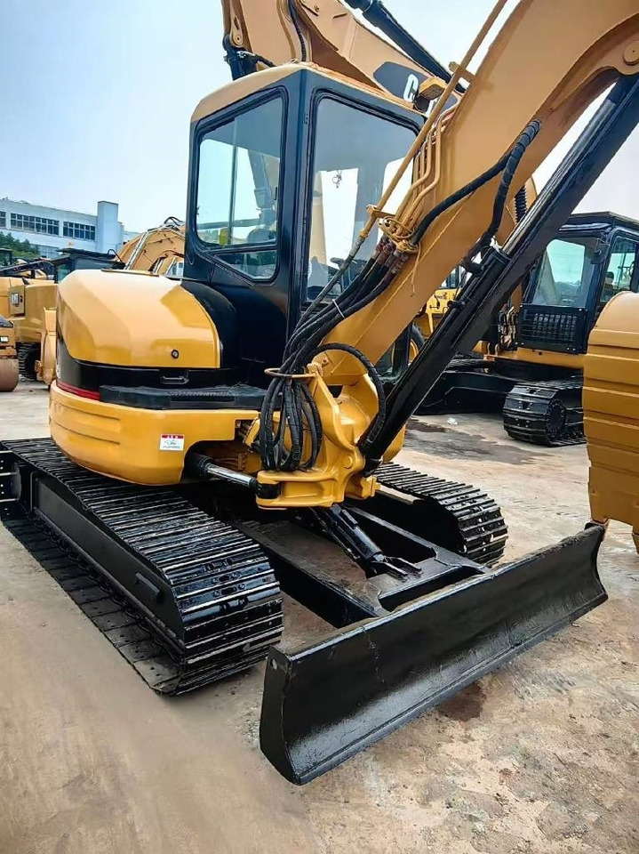 CAT 304 C CR - Miniexcavadora: foto 3 CAT 304 C CR - Miniexcavadora: foto 3