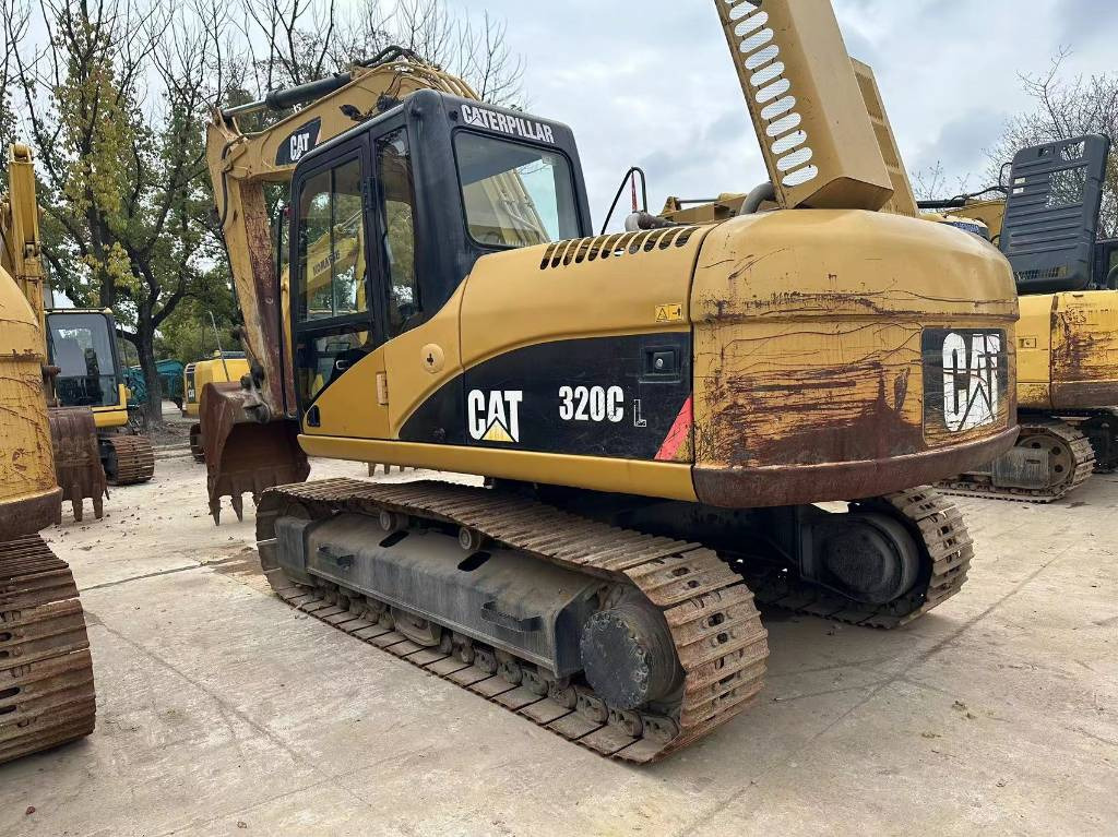 Excavadora de cadenas CAT 320 C L: foto 1