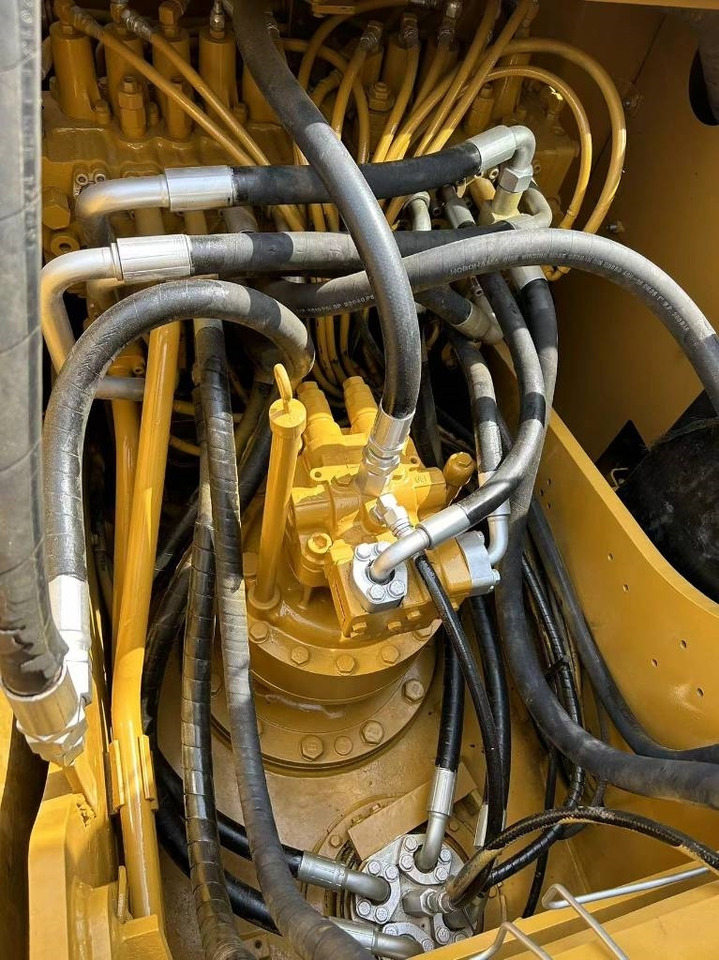 CAT 320 D - Excavadora de cadenas: foto 2 CAT 320 D - Excavadora de cadenas: foto 2