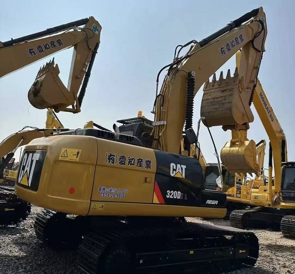 CAT 320 D - Excavadora de cadenas: foto 1 CAT 320 D - Excavadora de cadenas: foto 1