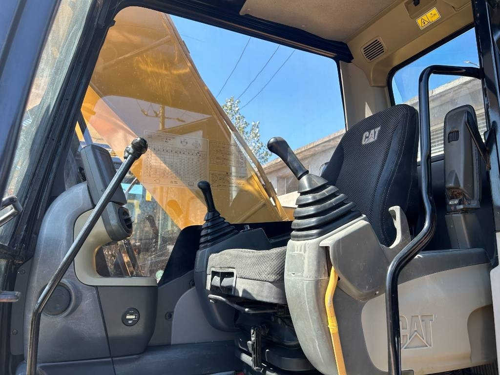 Excavadora de cadenas CAT 320 D: foto 9 Excavadora de cadenas CAT 320 D: foto 9