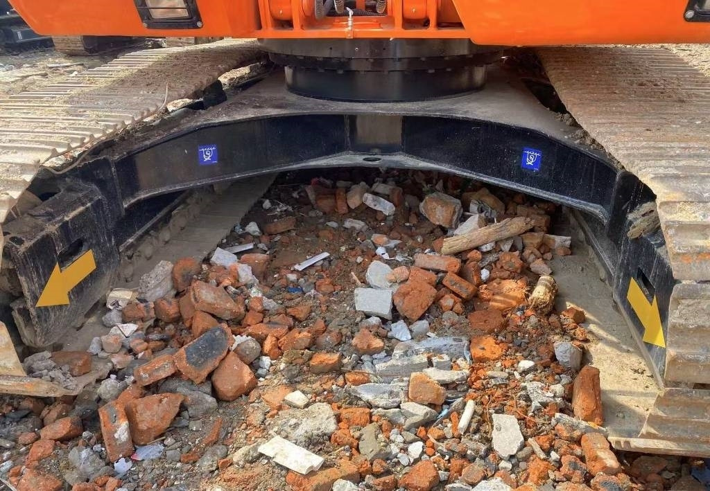Doosan 150 - Excavadora de cadenas: foto 5 Doosan 150 - Excavadora de cadenas: foto 5