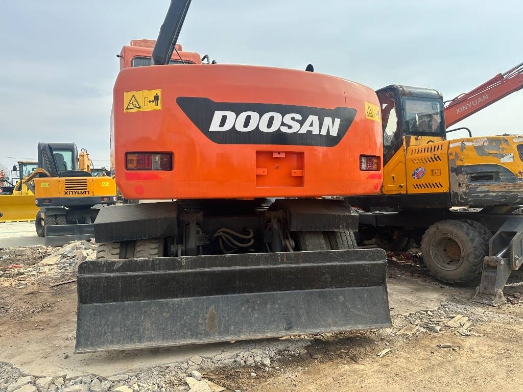 Doosan DH 150 W-7  - Excavadora de ruedas: foto 3 Doosan DH 150 W-7  - Excavadora de ruedas: foto 3