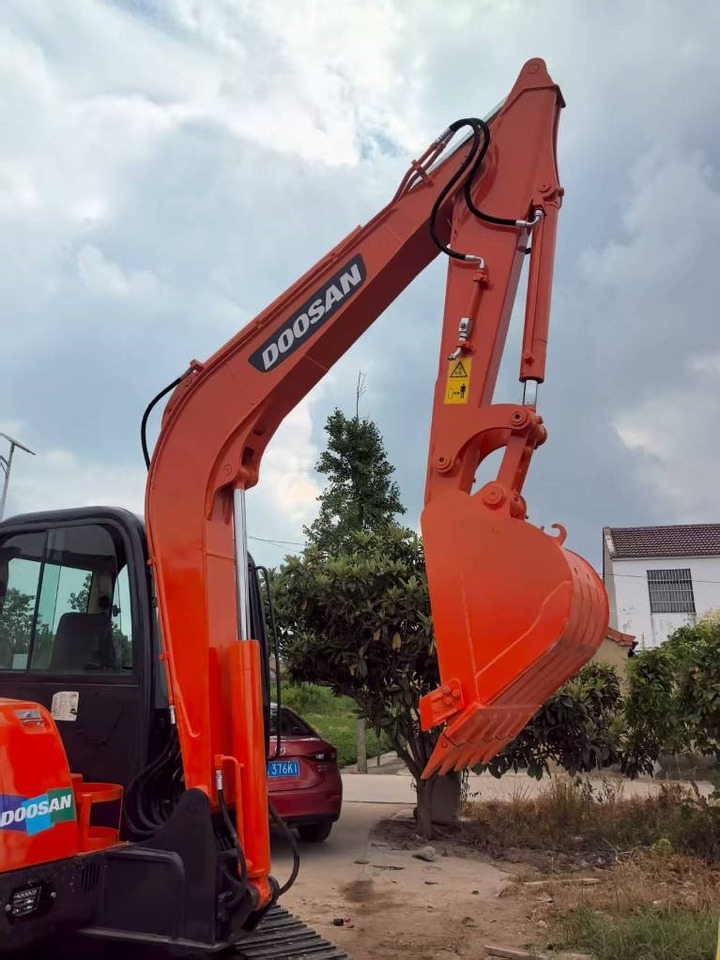 Doosan DH 60-7  - Miniexcavadora: foto 4 Doosan DH 60-7  - Miniexcavadora: foto 4