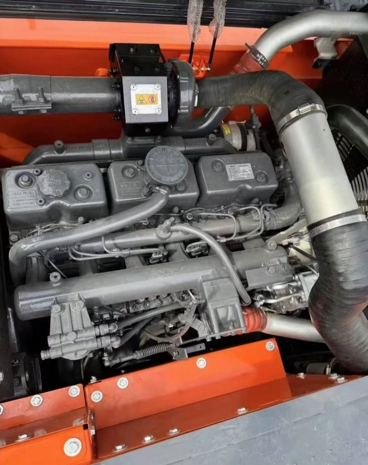 Doosan DX 225 - Excavadora de cadenas: foto 5 Doosan DX 225 - Excavadora de cadenas: foto 5
