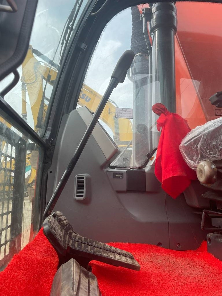 Doosan DX 225 LC - Excavadora de cadenas: foto 4 Doosan DX 225 LC - Excavadora de cadenas: foto 4