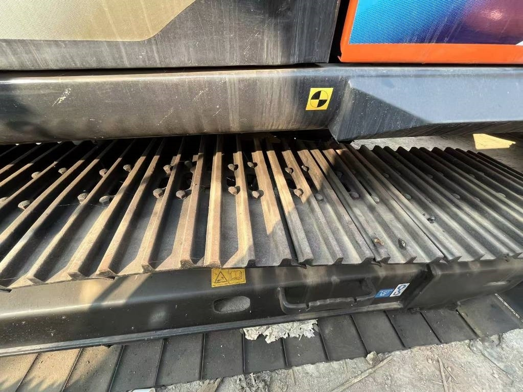 Hitachi ZX 160 LC - Excavadora de cadenas: foto 5 Hitachi ZX 160 LC - Excavadora de cadenas: foto 5