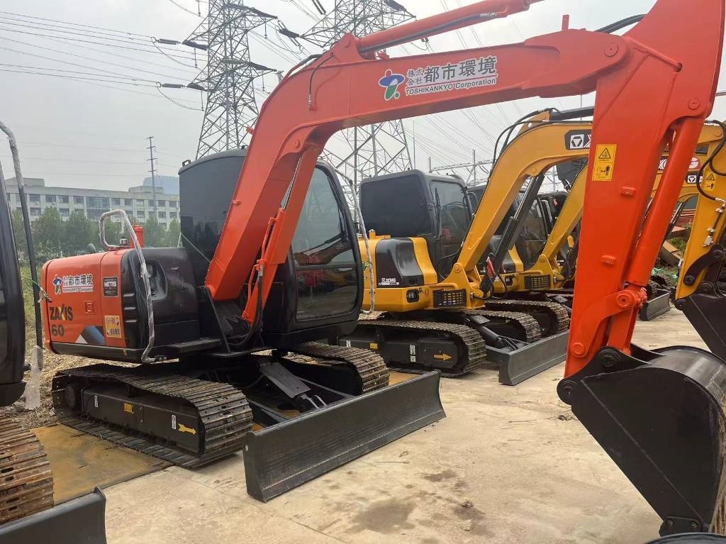 Hitachi ZX 60 - Miniexcavadora: foto 1 Hitachi ZX 60 - Miniexcavadora: foto 1