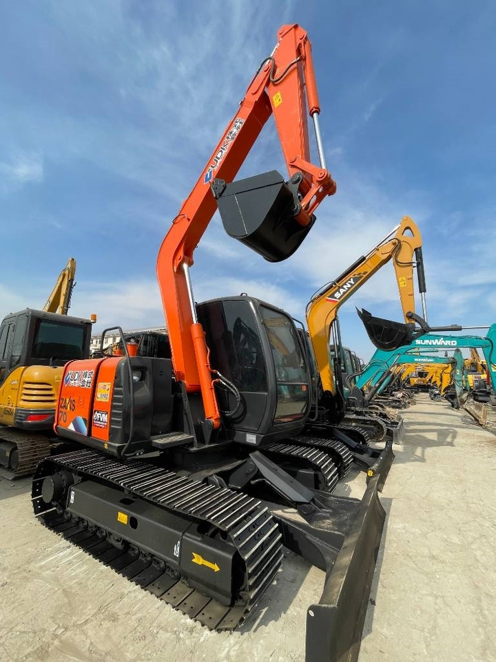 Hitachi Zaxis 70 - Excavadora de cadenas: foto 4 Hitachi Zaxis 70 - Excavadora de cadenas: foto 4