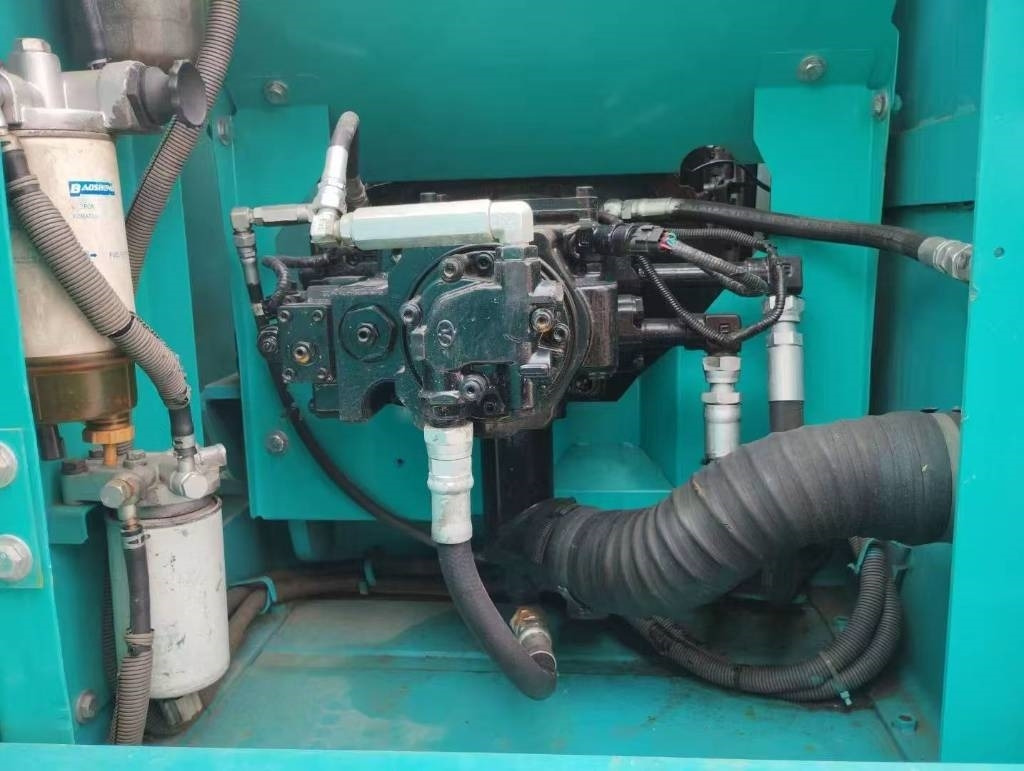 Kobelco 130 - Excavadora de cadenas: foto 2 Kobelco 130 - Excavadora de cadenas: foto 2