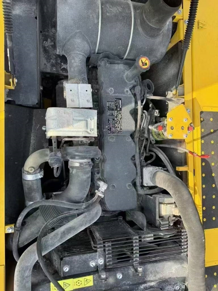 Komatsu PC 220-8 - Excavadora de cadenas: foto 2 Komatsu PC 220-8 - Excavadora de cadenas: foto 2