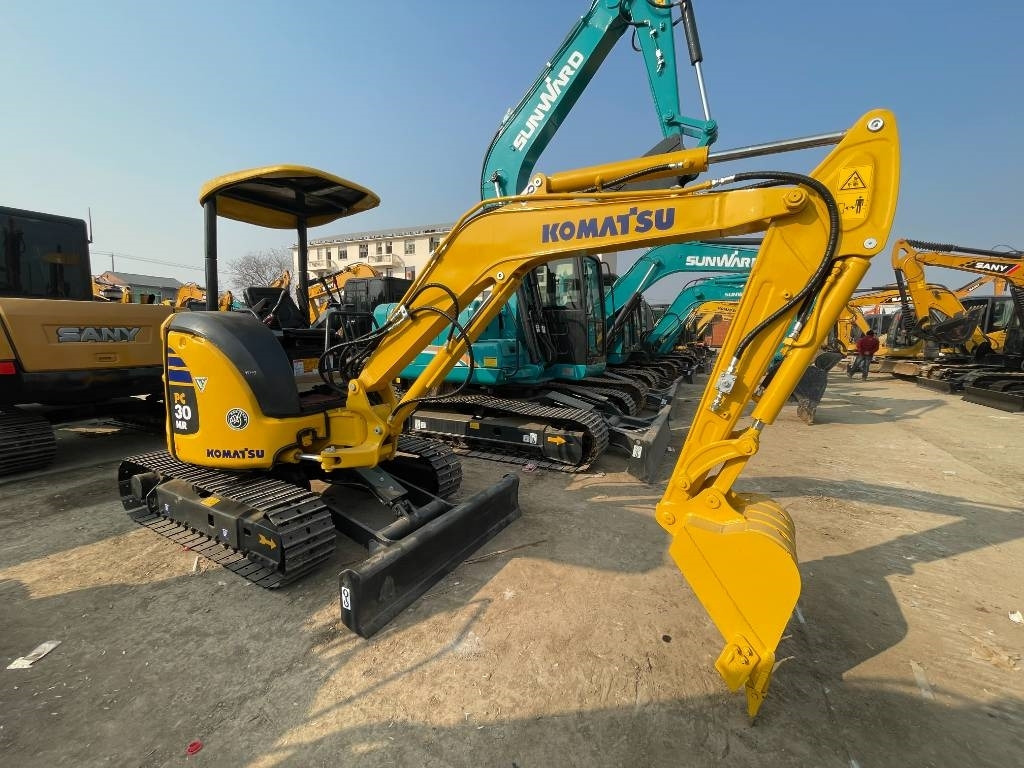Komatsu PC 30 - Miniexcavadora: foto 5 Komatsu PC 30 - Miniexcavadora: foto 5