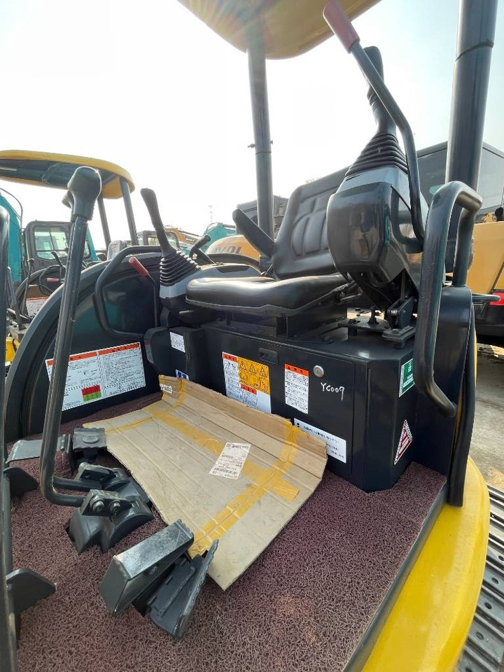 Miniexcavadora Komatsu PC 30: foto 10