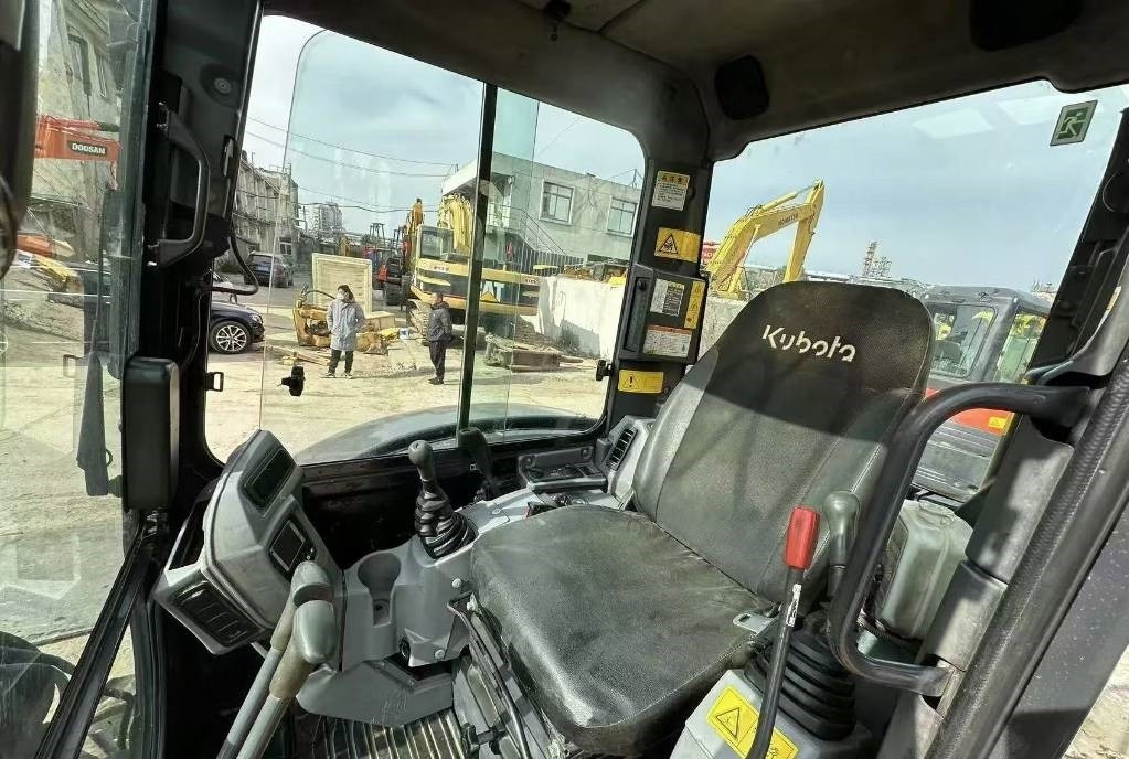 Kubota 163 - Excavadora de cadenas: foto 4 Kubota 163 - Excavadora de cadenas: foto 4