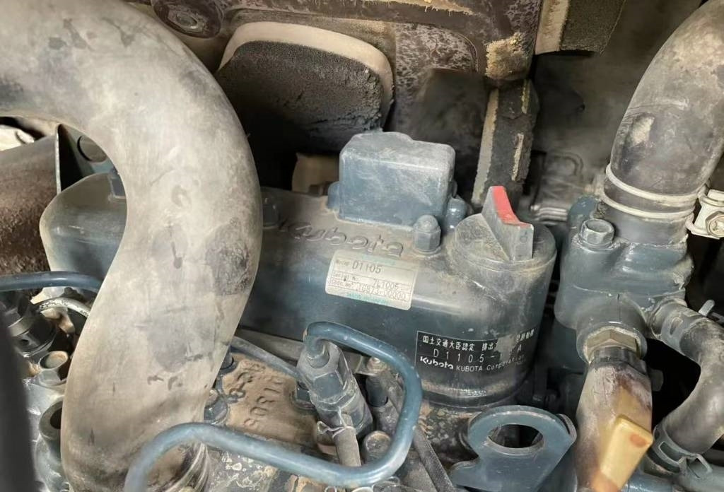 Kubota U 25 - Miniexcavadora: foto 2 Kubota U 25 - Miniexcavadora: foto 2