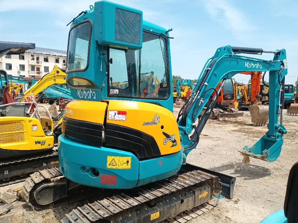 Kubota U 30 - Miniexcavadora: foto 1 Kubota U 30 - Miniexcavadora: foto 1