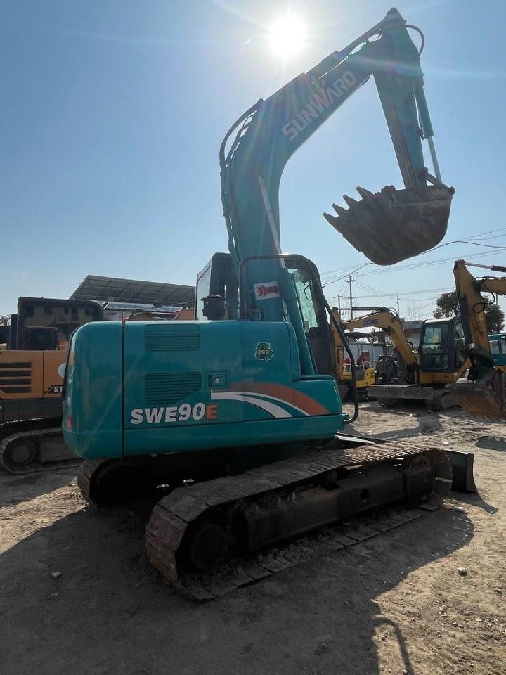 Sunward 90 E - Excavadora de cadenas: foto 1 Sunward 90 E - Excavadora de cadenas: foto 1