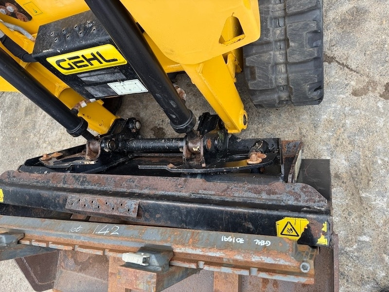 Gehl RT 105 - Cargadora de cadenas: foto 5 Gehl RT 105 - Cargadora de cadenas: foto 5