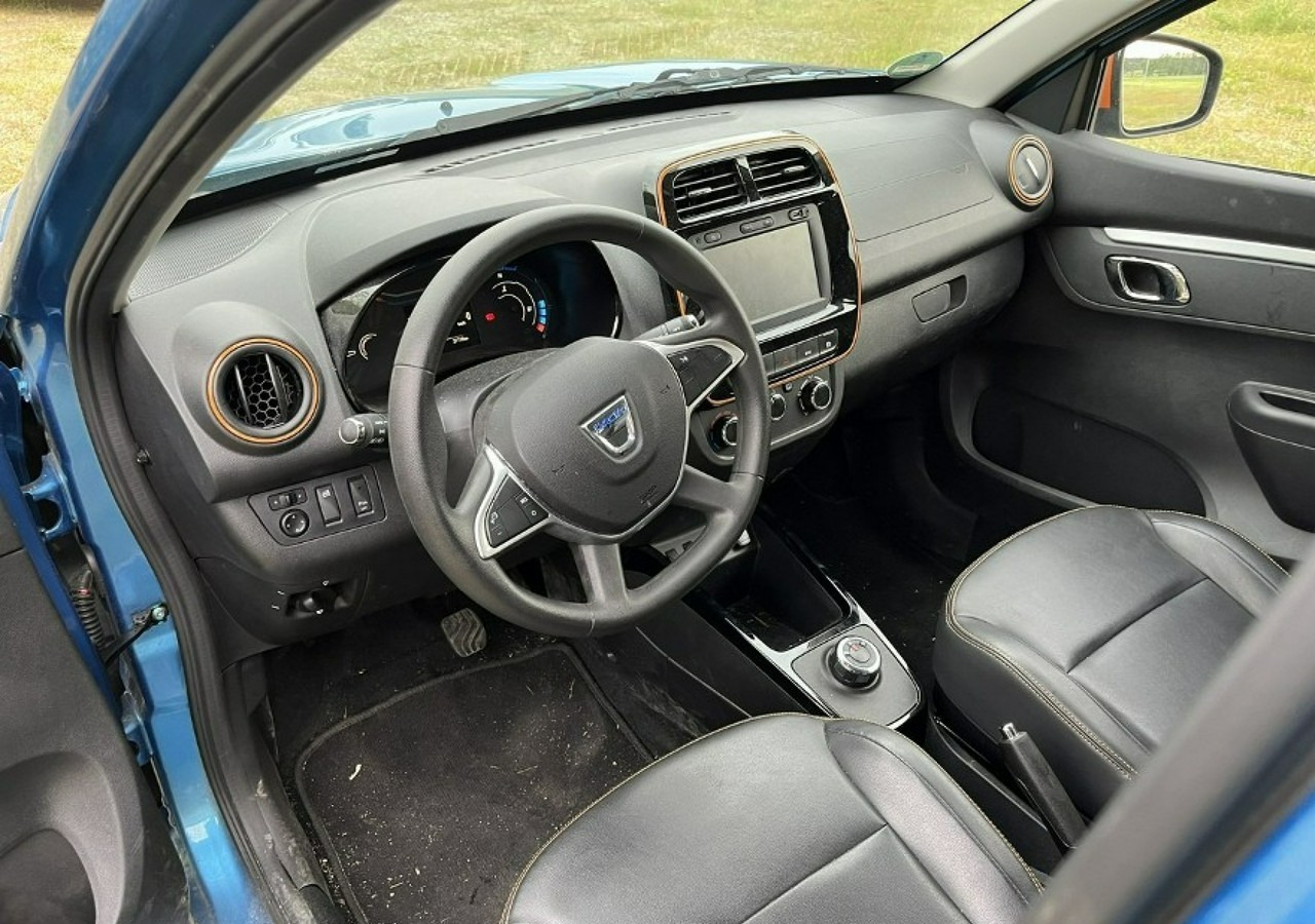 Dacia Spring Spring 45KM 100% Electric 230-315KM Zasięgu 2022 Bogate wyposażenie - Hatchback: foto 2 Dacia Spring Spring 45KM 100% Electric 230-315KM Zasięgu 2022 Bogate wyposażenie - Hatchback: foto 2
